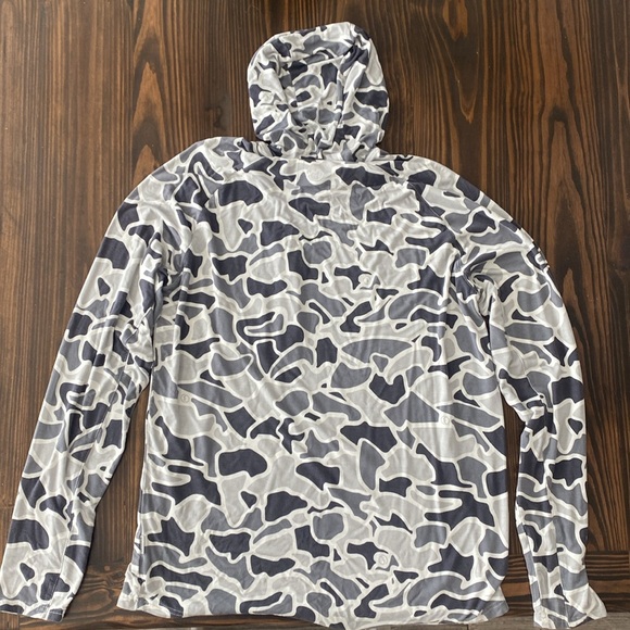 Magellan Long Sleeve Hooded Shirt Men’s Size Medium Gray Camo Hoodie Fish Gear - Picture 2 of 9